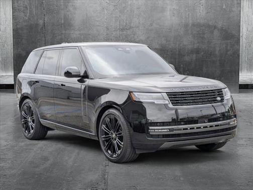 2025 Land Rover Range Rover P400 SE