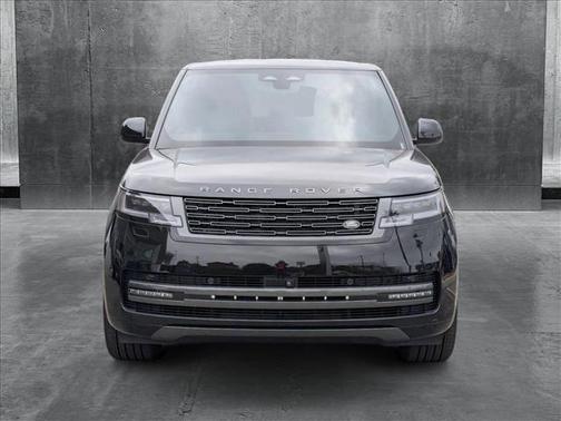 2025 Land Rover Range Rover P400 SE