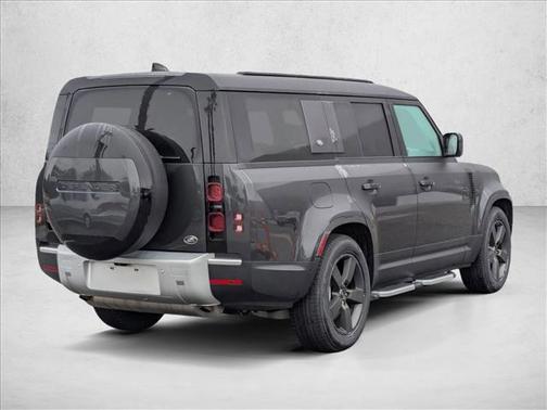 2023 Land Rover Defender 130 SE