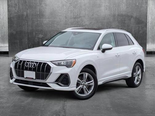 2021 Audi Q3 45 S line Premium