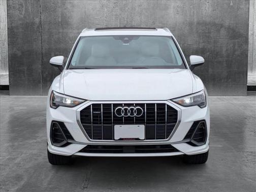 2021 Audi Q3 45 S line Premium