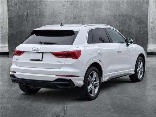 2021 Audi Q3 45 S line Premium