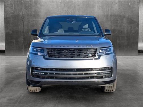 2025 Land Rover Range Rover P530 SE