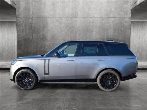 2025 Land Rover Range Rover P530 SE