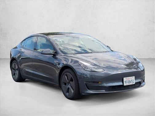 2023 Tesla Model 3 Standard Range