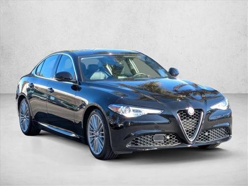 2017 Alfa Romeo Giulia Ti