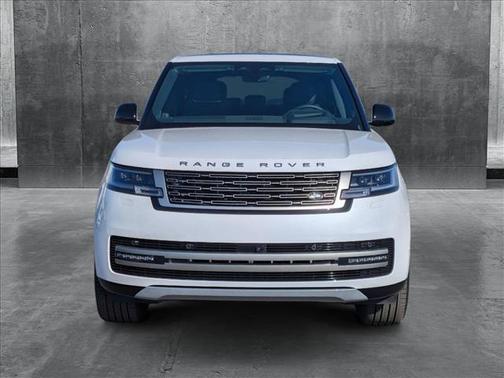 2025 Land Rover Range Rover P530 SE 7 Seat