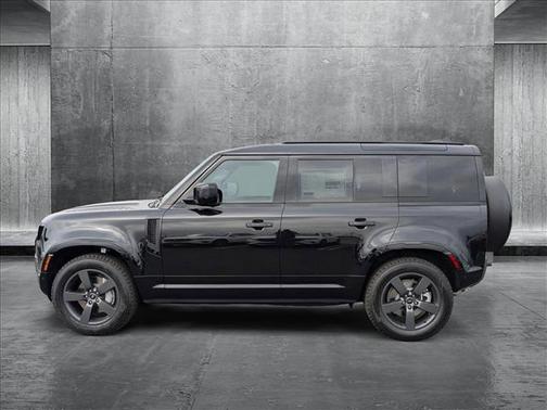 2025 Land Rover Defender 110 P400 X-Dynamic SE
