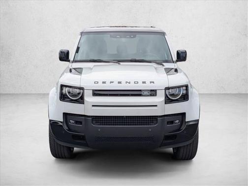 Fuji White 2026 Land Rover Defender P400 X-Dynamic SE