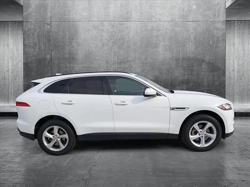 2019 Jaguar F-PACE 25t Premium