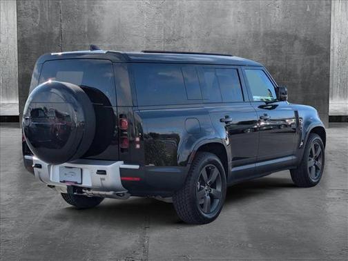 2025 Land Rover Defender 130 P300 S