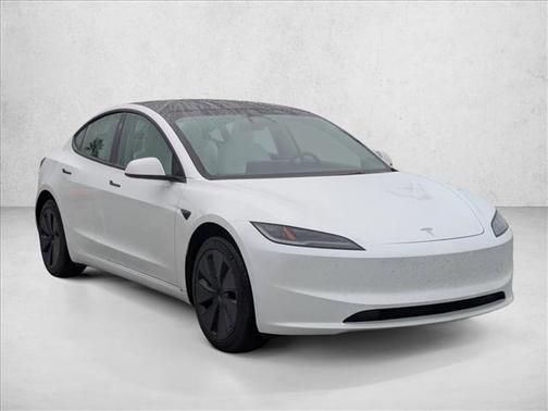 2025 Tesla Model 3 Long Range
