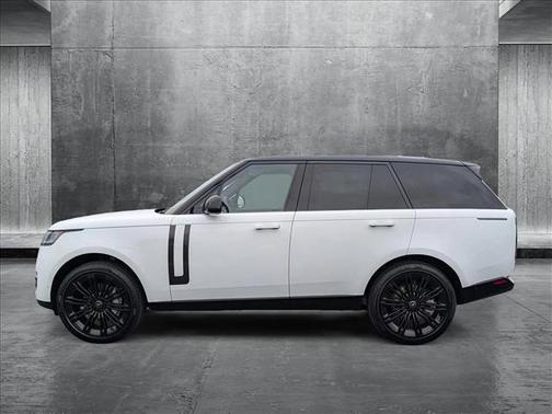 2025 Land Rover Range Rover P400 SE