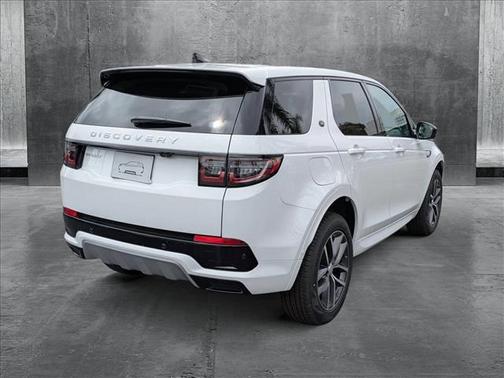 2025 Land Rover Discovery Sport S