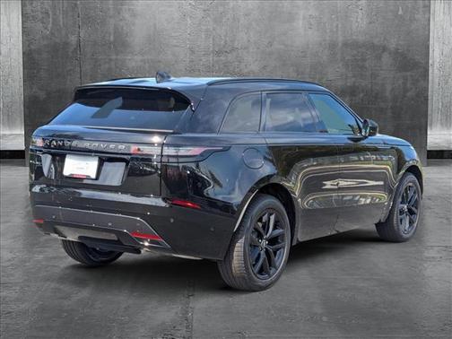 2026 Land Rover Range Rover Velar P250 SE R-Dynamic