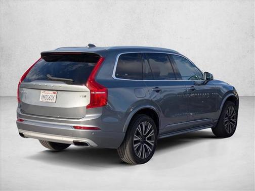 2020 Volvo XC90 T5 Momentum