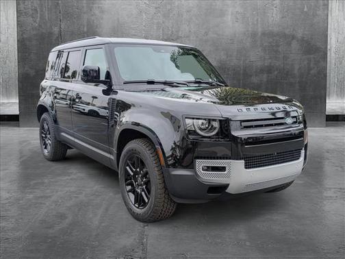 2025 Land Rover Defender 110 P400 S