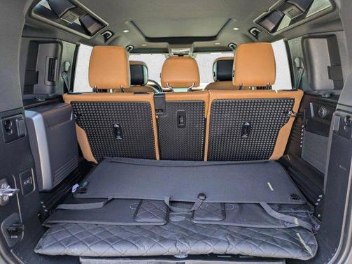 Carpathian Grey Premium Metallic 2024 Land Rover Defender 110 P525 Carpathian Edition