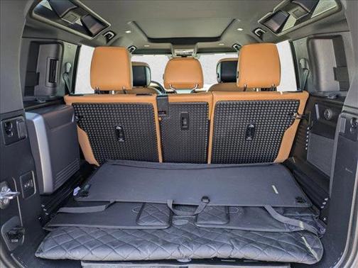 Carpathian Grey Premium Metallic 2024 Land Rover Defender 110 P525 Carpathian Edition