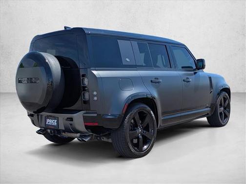 Carpathian Grey Premium Metallic 2024 Land Rover Defender 110 P525 Carpathian Edition