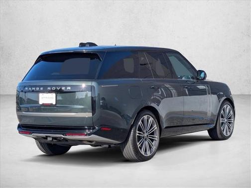 Green 2025 Land Rover Range Rover P400 SE