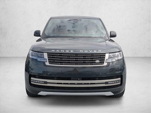 Green 2025 Land Rover Range Rover P400 SE
