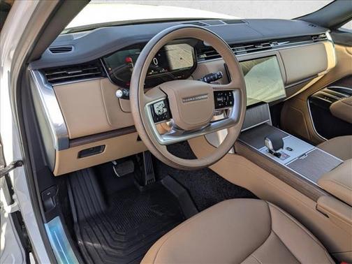 2026 Land Rover Range Rover P400 SE