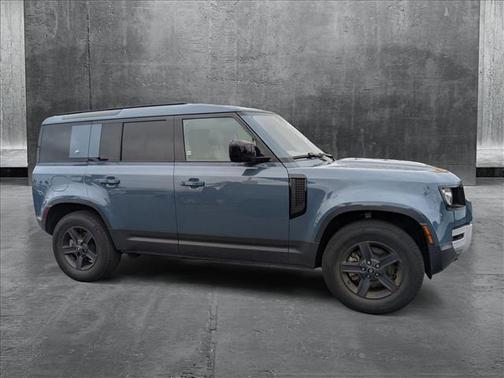 2022 Land Rover Defender 110 S