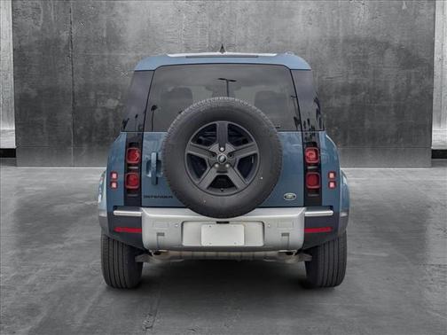 2022 Land Rover Defender 110 S