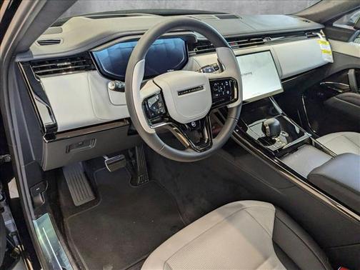 2025 Land Rover Range Rover Sport P635 SV Edition Two