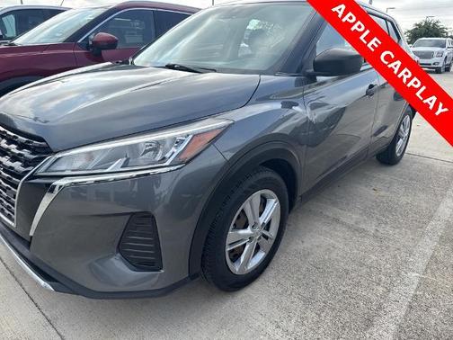 2022 Nissan Kicks S