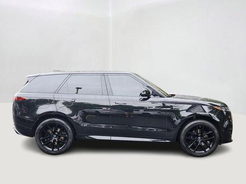 2023 Land Rover Range Rover Sport SE