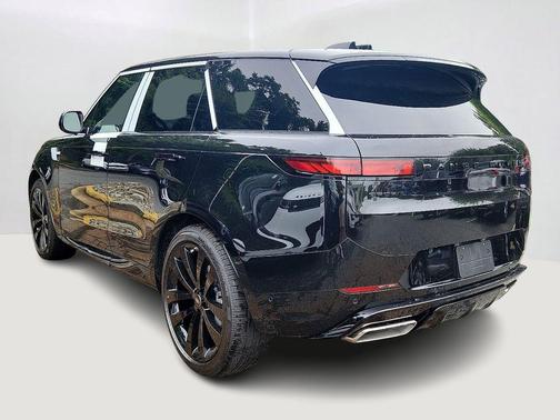 2025 Land Rover Range Rover Sport SE