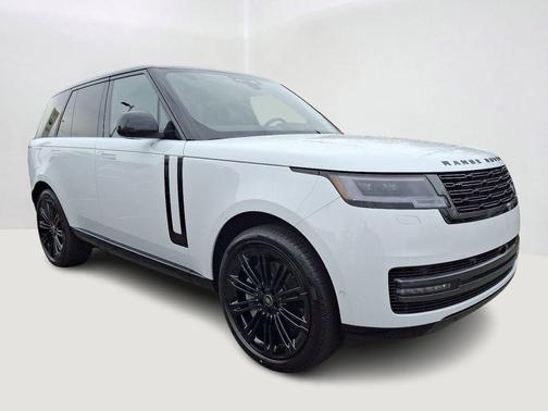 2025 Land Rover Range Rover P530 SE
