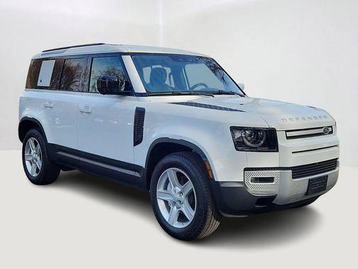 2020 Land Rover Defender 110 SE