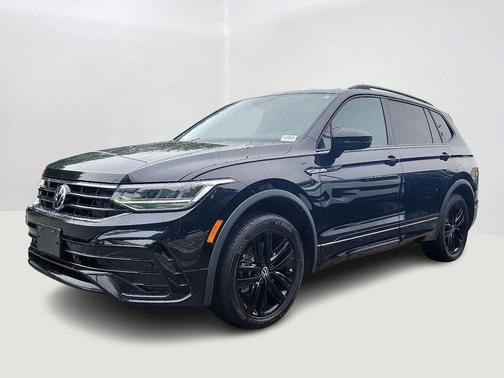 2022 Volkswagen Tiguan 2.0T SE R-Line Black 4MOTION