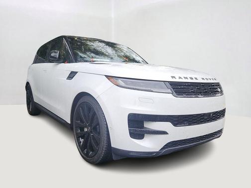 2024 Land Rover Range Rover Sport SE