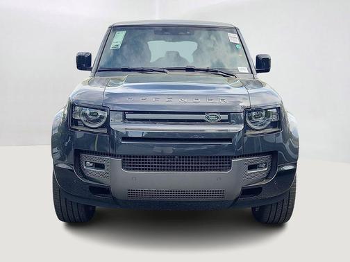 2025 Land Rover Defender 110 V8