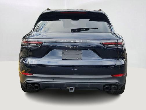 2022 Porsche Cayenne Cayenne