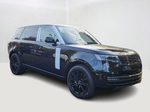 2025 Land Rover Range Rover P400 SE 7 Seat