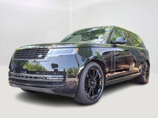 2025 Land Rover Range Rover P400 SE 7 Seat