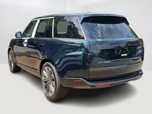 2025 Land Rover Range Rover P400 SE