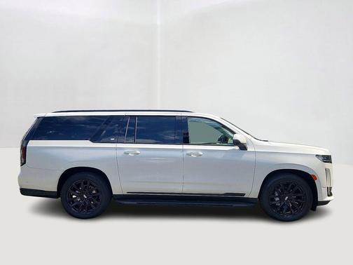 2024 Cadillac Escalade ESV Sport Platinum