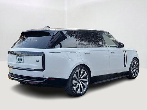 2023 Land Rover Range Rover P530 SE