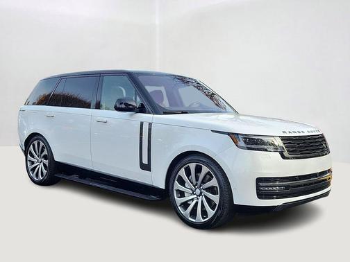 2023 Land Rover Range Rover P530 SE