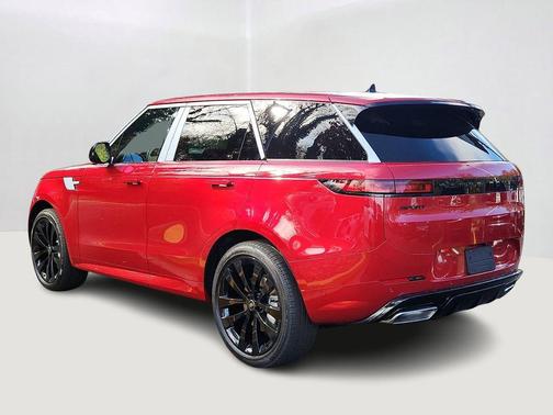 2025 Land Rover Range Rover Sport SE