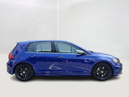 2016 Volkswagen Golf R 2.0T DSG