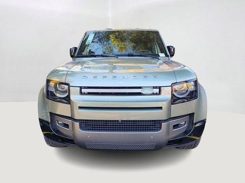 2025 Land Rover Defender 110 P400 X-Dynamic SE