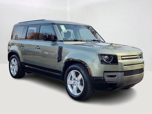 2025 Land Rover Defender 110 P400 X-Dynamic SE