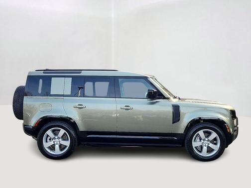 2025 Land Rover Defender 110 P400 X-Dynamic SE